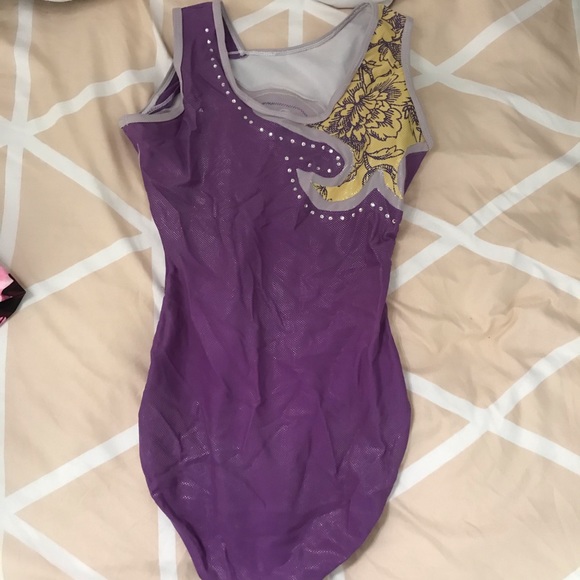 Purple gymnastics suit leotard - Picture 3 of 4